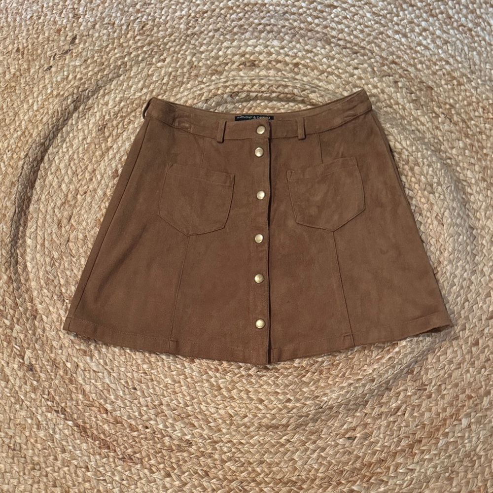 Harlowe & Graham Brown faux Suede Button-Front A-Line Skirt